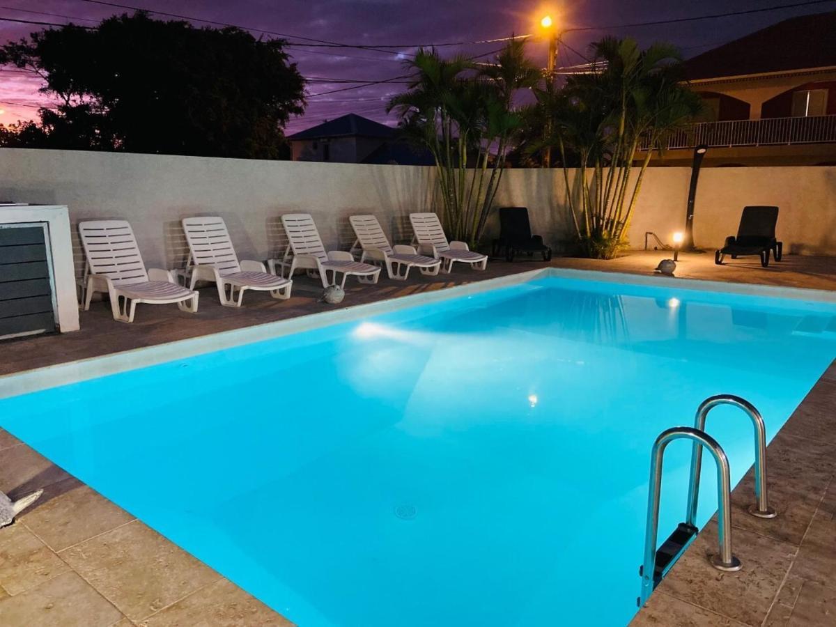 Le Nid Tropical, Piscine Chauffee Vila Étang-Salé les Bains Exterior foto