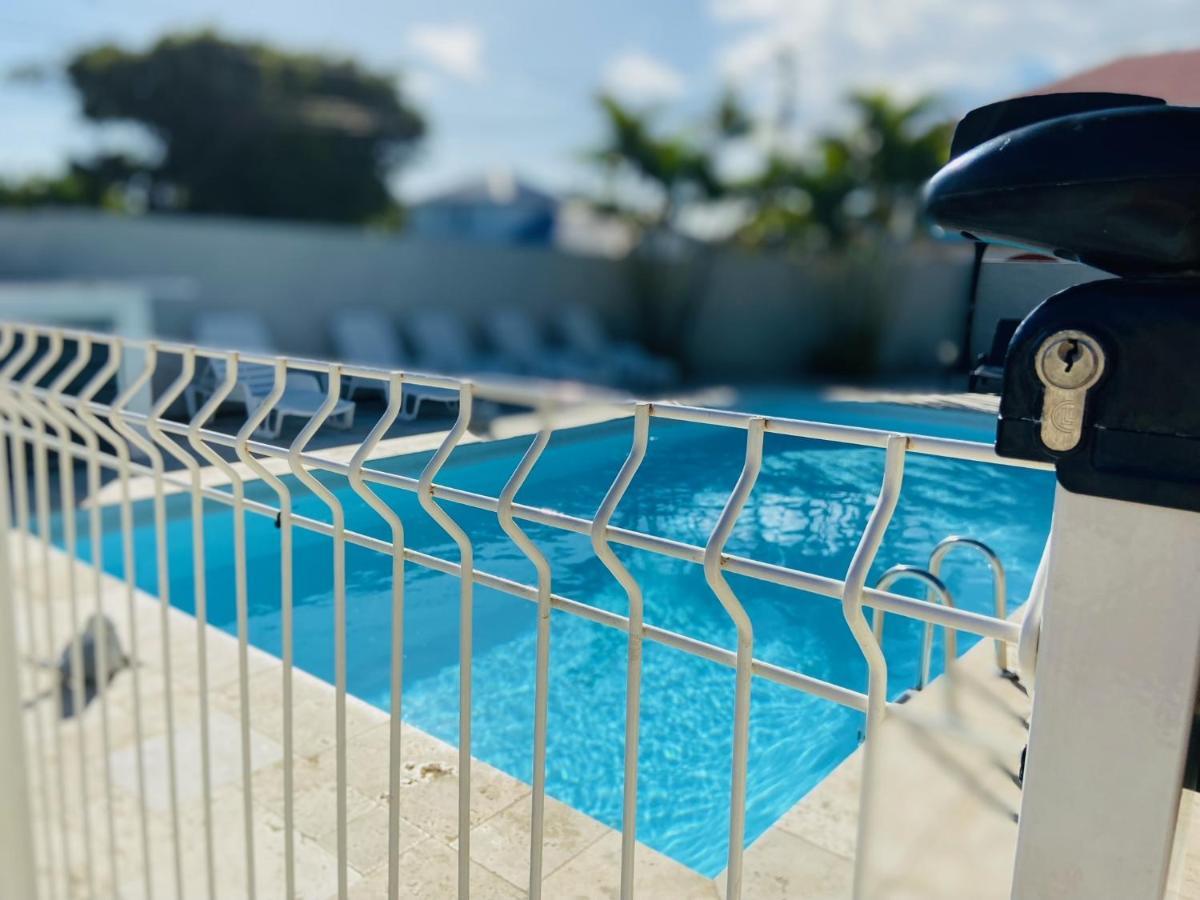 Le Nid Tropical, Piscine Chauffee Vila Étang-Salé les Bains Exterior foto